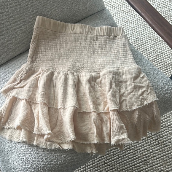 Free the Roses Cream Ruffled Mini Skirt - Picture 1 of 2